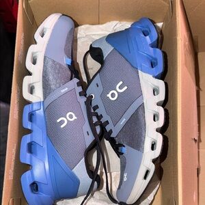 On Running Men's Blue and Gray Cloud Sneakers
